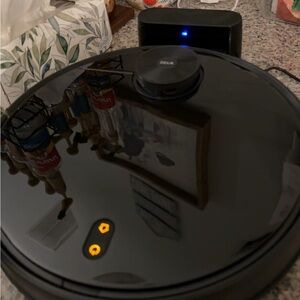Black Eufy RoboVac